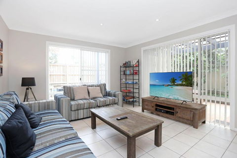 Aquarius Townhouse - Accommodation Burleigh 1