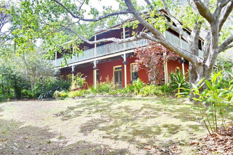 Arakoon House 4 - Bring Your Own Linen - Accommodation Burleigh 0