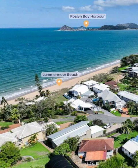 ARay At Cooee Bay - Apt B - Beach House Yeppoon - Accommodation Burleigh 0