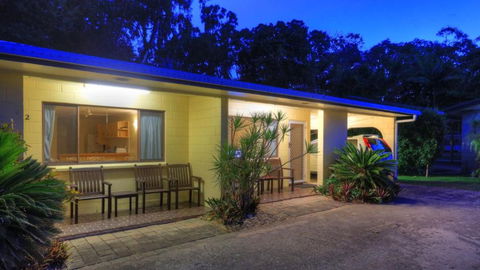 Arcadia Palms 2 - Accommodation Burleigh 0