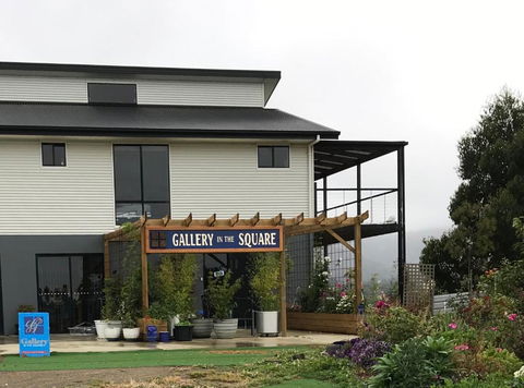 Art House - Accommodation Burleigh 2