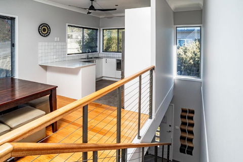 Aspect 2 8 Poley Cow - Accommodation Burleigh 2