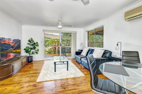 Avalon 2 - Accommodation Burleigh 3