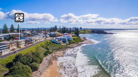 Avalon 4 - Accommodation Burleigh 0