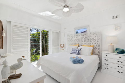 Avalon Beach Cottage, Private, 150m To The Beach! - Accommodation Burleigh 2
