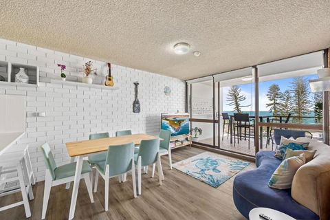 Avalon On Alex Beach 2 Bedroom Apartment - Accommodation Burleigh 0