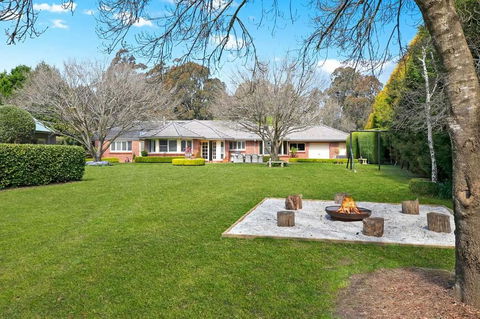 Avonlea, Bowral, Southern Highlands - Accommodation Burleigh 2