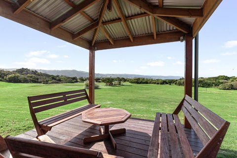 Apollo Bay Cottages- Sugarloaf - Accommodation Burleigh 3
