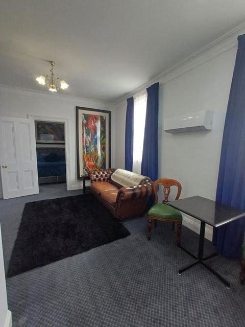 Art Hotel On York - Accommodation Burleigh 3