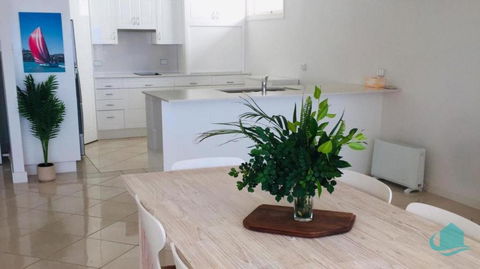 Azure Vista - Accommodation Burleigh 4