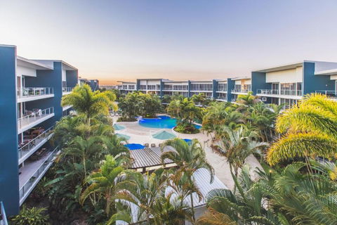 Azzura Greens Resort - Accommodation Burleigh 0