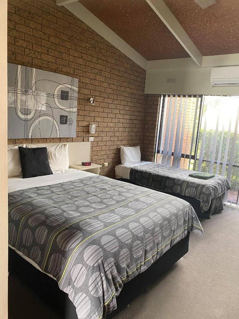 Baronga Motor Inn - Accommodation Burleigh 3