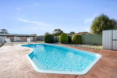 Baronga Motor Inn - Accommodation Burleigh 1