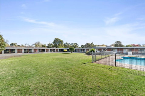Baronga Motor Inn - Accommodation Burleigh 0