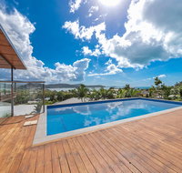 Viewpoint Holiday Home - Cannonvale - Accommodation Burleigh
