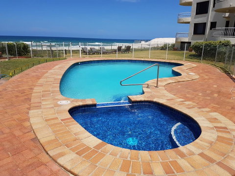 Mykonos Apartments - Accommodation Burleigh 22