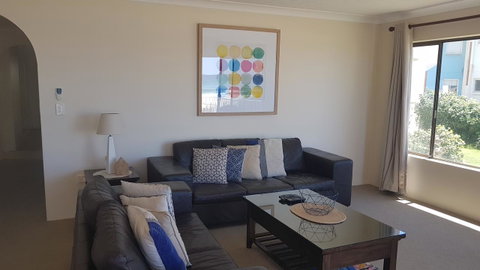 Mykonos Apartments - Accommodation Burleigh 8