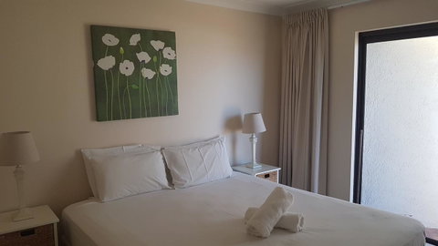 Mykonos Apartments - Accommodation Burleigh 7
