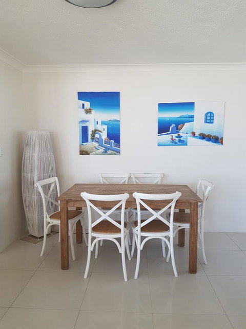 Mykonos Apartments - Accommodation Burleigh 10