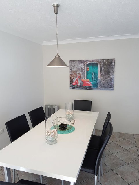 Mykonos Apartments - Accommodation Burleigh 19