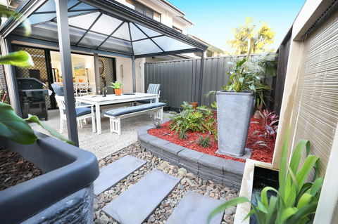 Lotus Retreat - Accommodation Burleigh 12