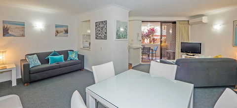 Burleigh On The Beach - Accommodation Burleigh 19