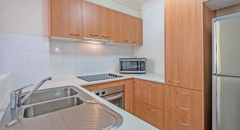 Burleigh On The Beach - Accommodation Burleigh 16