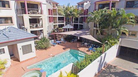 Burleigh On The Beach - Accommodation Burleigh 7