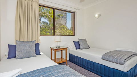 Burleigh On The Beach - Accommodation Burleigh 24