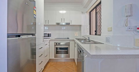 Burleigh On The Beach - Accommodation Burleigh 15