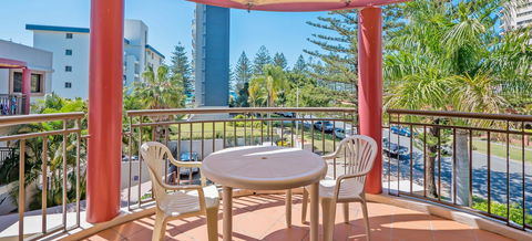 Burleigh On The Beach - Accommodation Burleigh 13