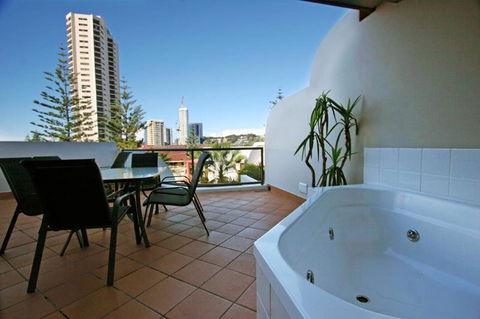 Burleigh On The Beach - Accommodation Burleigh 32