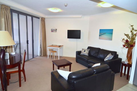 U309 Ocean Views Resort - Owner Managed - Accommodation Burleigh 1
