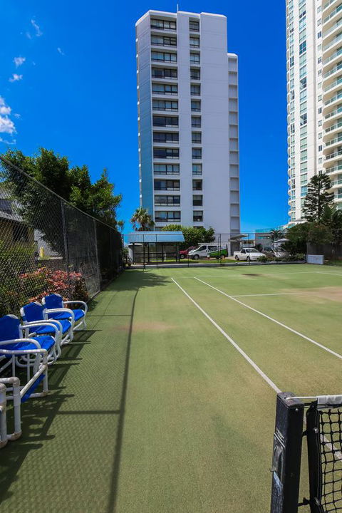 Carrington Court - Accommodation Burleigh 23