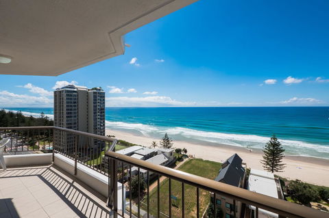 Carrington Court - Accommodation Burleigh 1