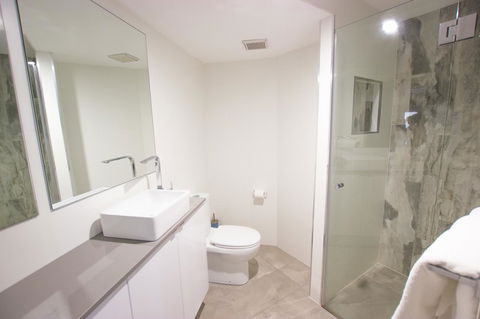 Carrington Court - Accommodation Burleigh 40
