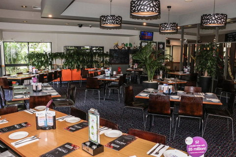 Salisbury Hotel Motel - Accommodation Burleigh 4