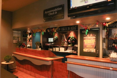 Salisbury Hotel Motel - Accommodation Burleigh 2