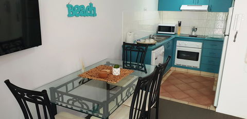 Surfers Beach Resort 2 - Accommodation Burleigh 12