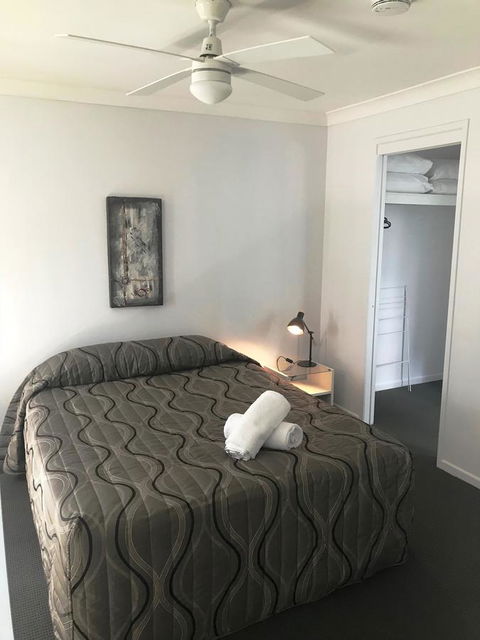 Surfers Beach Resort 2 - Accommodation Burleigh 40