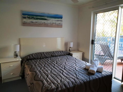 Surfers Beach Resort 2 - Accommodation Burleigh 34