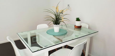 Surfers Beach Resort 2 - Accommodation Burleigh 9