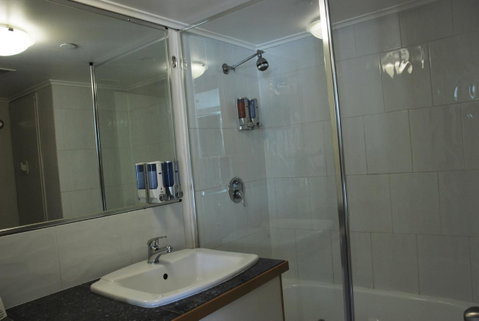 Astor Metropole Hotel - Accommodation Burleigh 23