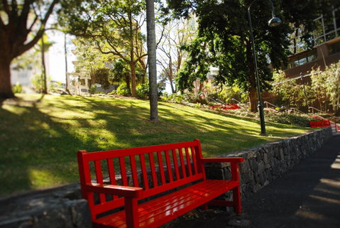 Astor Metropole Hotel - Accommodation Burleigh 21