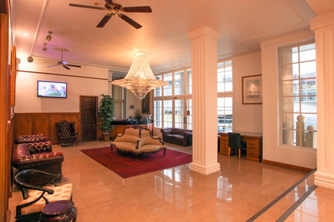 Astor Metropole Hotel - Accommodation Burleigh 0