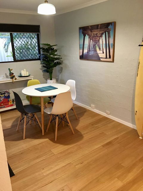 Burleigh Palms Holiday Apartments - Accommodation Burleigh 10