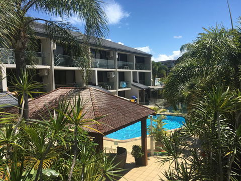 Burleigh Palms Holiday Apartments - Accommodation Burleigh 0