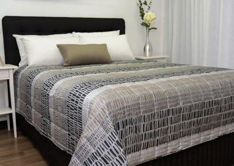 Burleigh Palms Holiday Apartments - Accommodation Burleigh 1