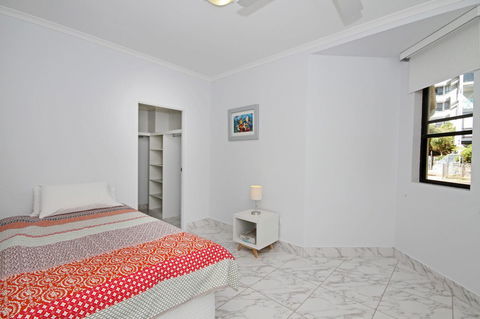 Unit 8 Bronte Of Coolum - Accommodation Burleigh 5