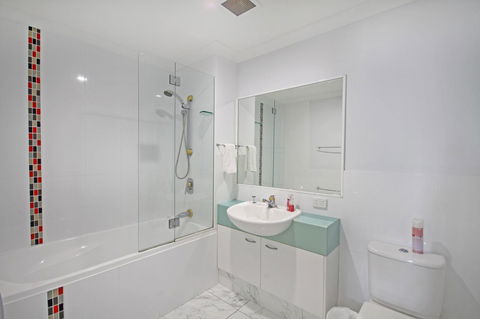 Unit 8 Bronte Of Coolum - Accommodation Burleigh 7